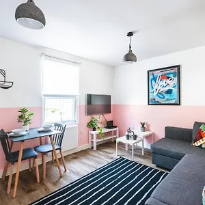 Beautiful Garden Flat With Stunning Views - Mycityhaven Bath